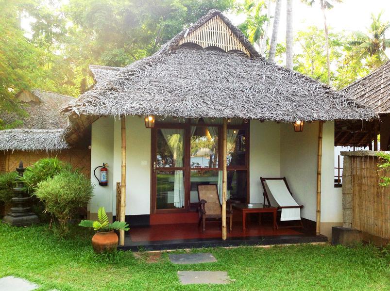 Les 3 Elephants Cherai Beach Exterior foto