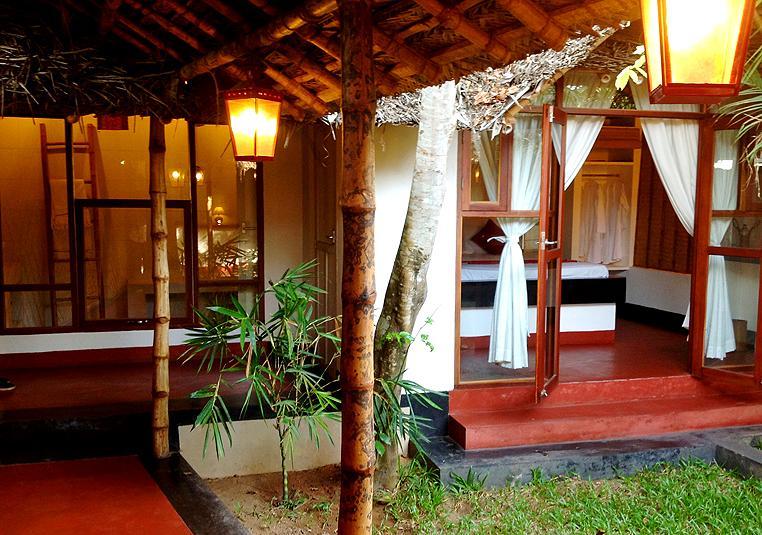 Les 3 Elephants Cherai Beach Exterior foto
