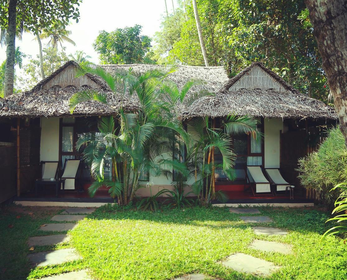 Les 3 Elephants Cherai Beach Exterior foto